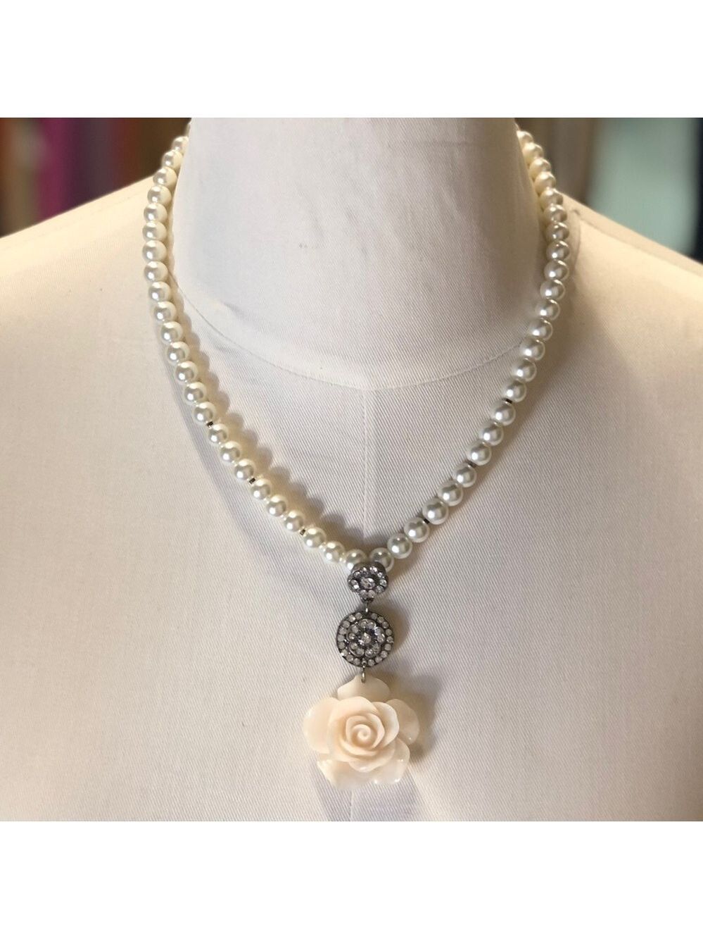 Pearl ivory rose Swarovski Crystal Swarovski pearl necklace NEW